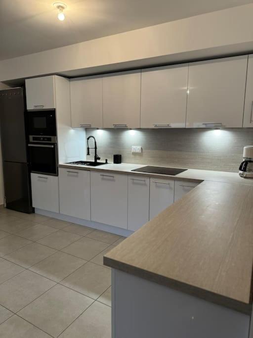 Superbe Appartement - Near Paris Corbeil-Essonnes Exterior foto